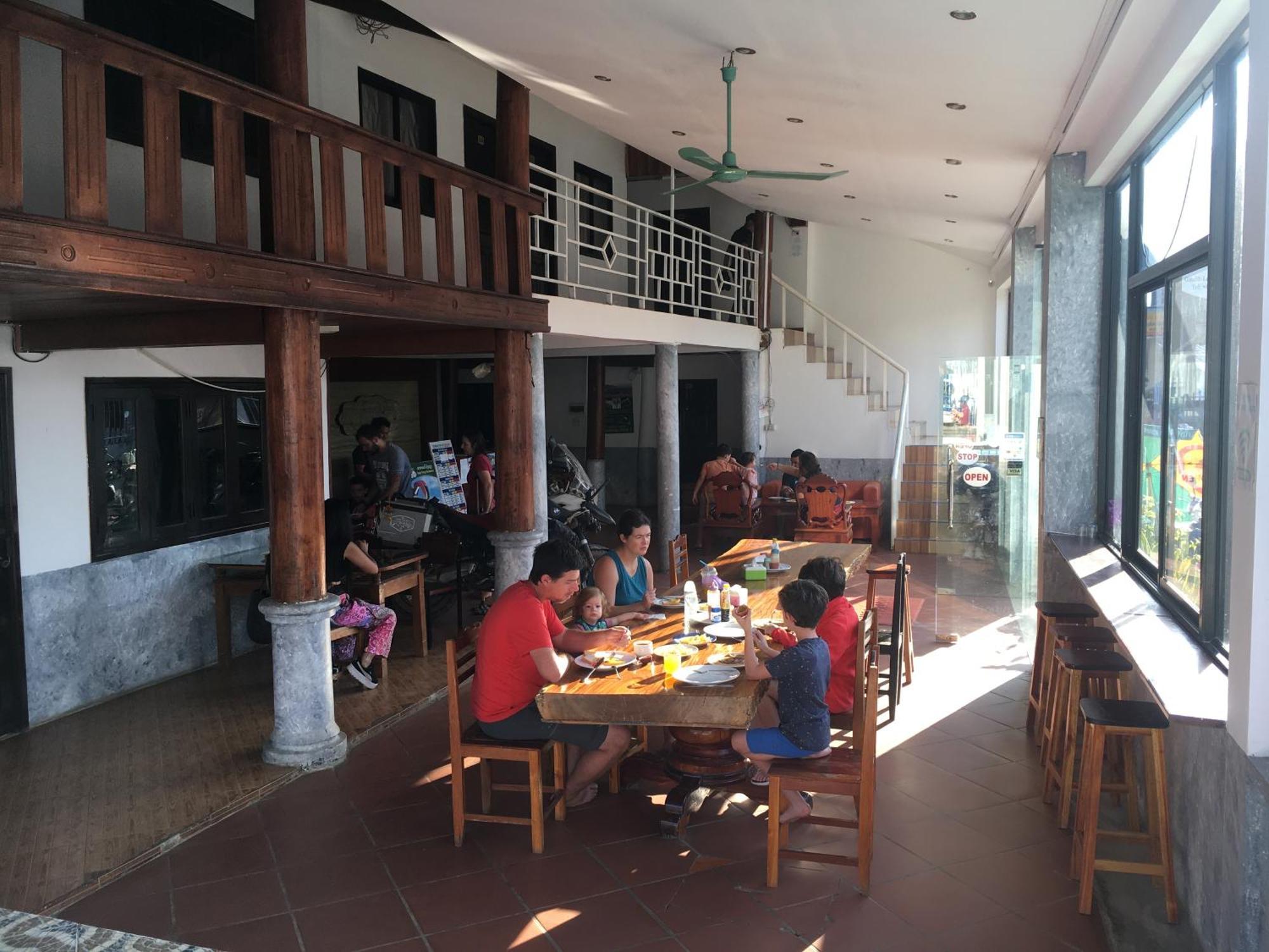 Lacasa Vang Vieng Hotel المظهر الخارجي الصورة